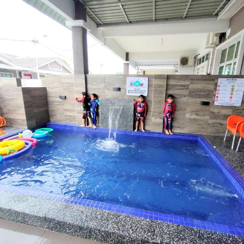 D'Q Putra Homestay Melaka Exterior foto